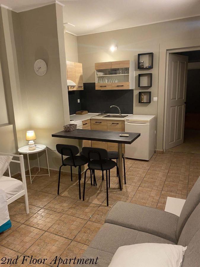 Aggelou Apartments Spáta Habitación foto